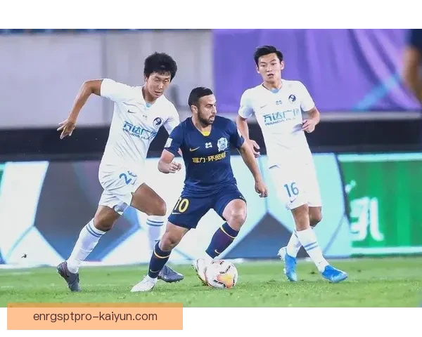 中超明星阵容持续提升，备受关注的球员表现稳健